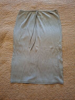 Stretch Midi Skirt - Grey